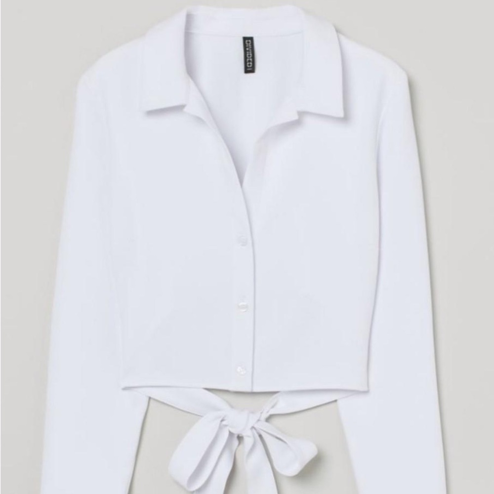 H&M Divided White Long Sleeve Button Down Tie Crop Top
